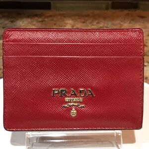 PRADA Saffiano Leather Card/ID Holder 😍❤️